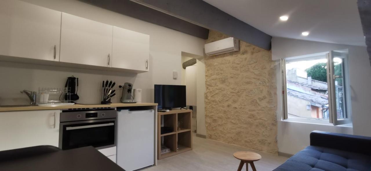 Appartements Et Studio Renoves En 2022, Intra Muros Avinhão Exterior foto