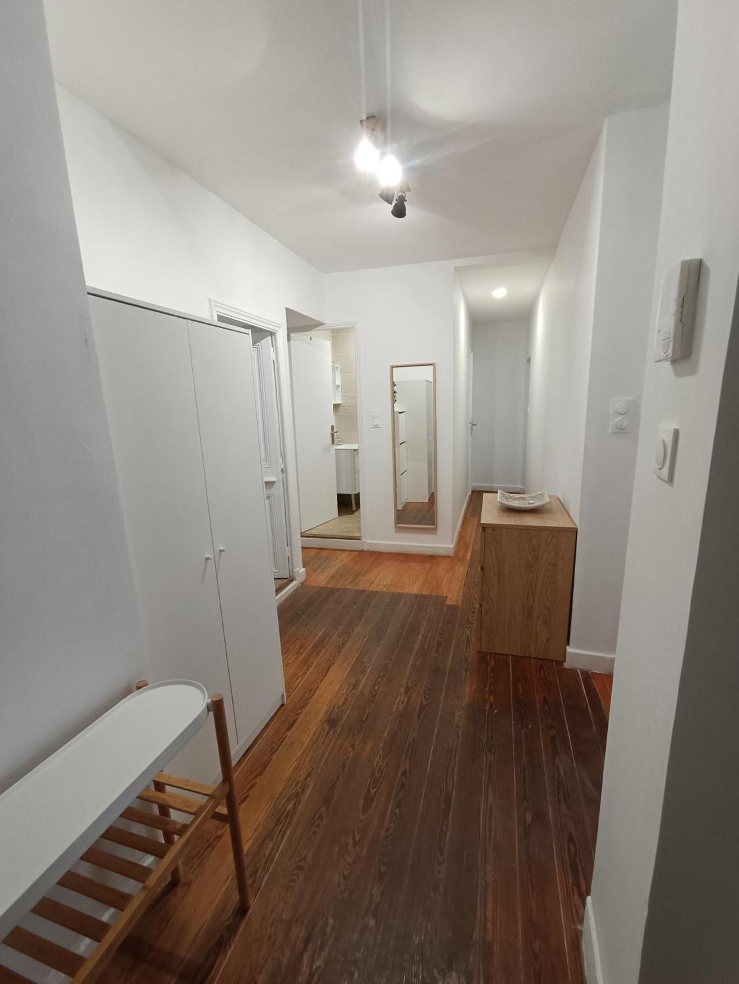 Appartements Et Studio Renoves En 2022, Intra Muros Avinhão Exterior foto