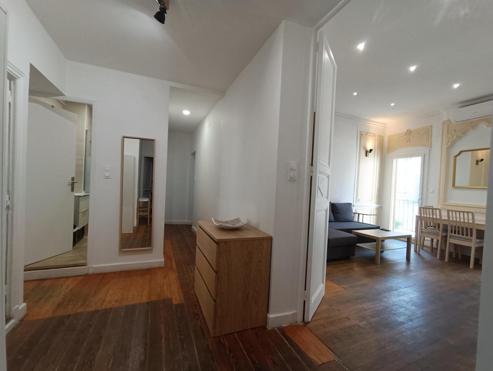 Appartements Et Studio Renoves En 2022, Intra Muros Avinhão Exterior foto